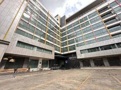 Bizotel Premier Hotel & Residence Hotels near Centre of Excellence in Mathematics Faculty of Science at Mahidol University - Phayathai Campus