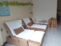 Yueyang Xinjia Business Hotel (Bazimen Yueyang East Railway Station) - spa