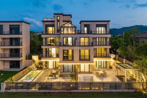 Lujian Homestay (Foshan Midea Luhu)