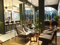 Omni Rooms by Sinergi Hotels in East Semarang