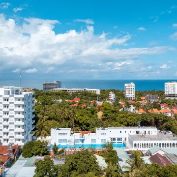 The Up Hotel Phu Quoc Island - The Poolside Escape