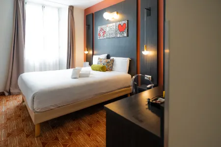 Hôtel le Seize, Nice Centre Отели рядом с достопримечательностью «Церковь Нотр Дам дю Пор»