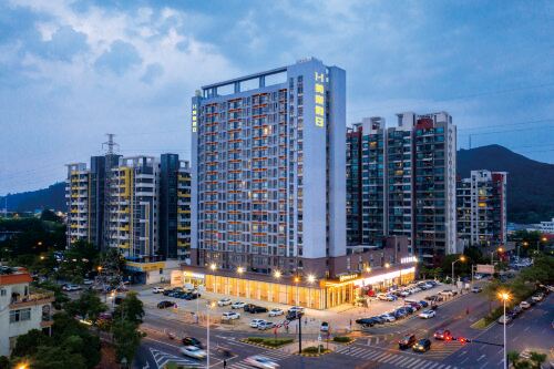 Mehood Holiday (Foshan Qinghui Garden Shunde OCT Harbour Plus) - Condos