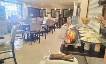 Address Tower Hotel - Housity
