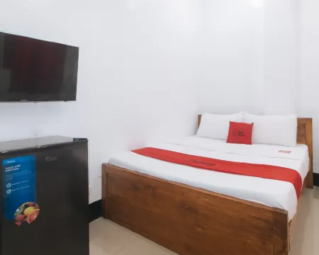 RedDoorz @ Socor Pension House Iligan City イリガンのホテル