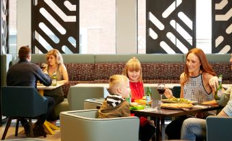 Holiday Inn Express Adelaide City Centre