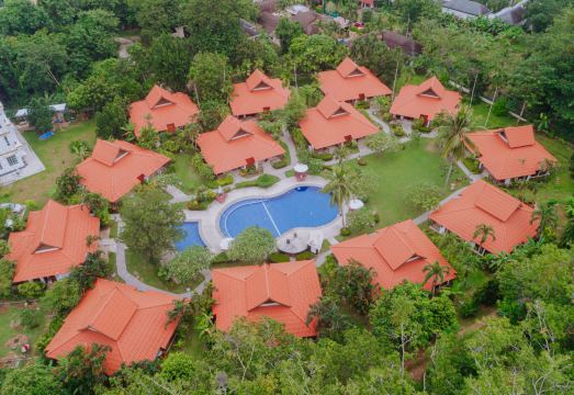 베고니아 N7 빌라 리조트 수영장