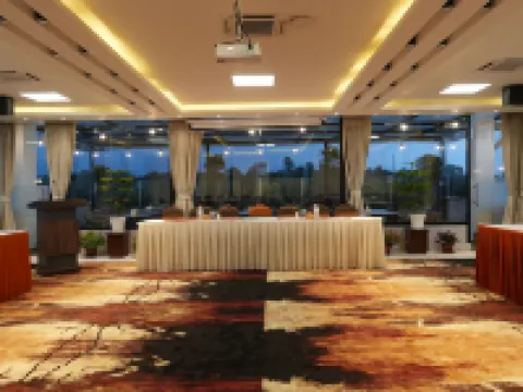 เอเพ็กซ์ บิซิเนส โรงแรม – ทริภูวัน อินเตอร์เนชั่นแนล แอร์พอร์ต, กาฐมาณฑุ โรงแรมในกาฐมาณฑุ