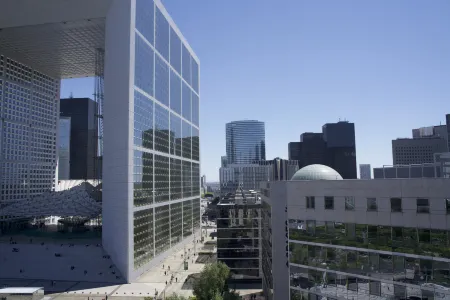 巴黎拉德芳斯萬麗飯店