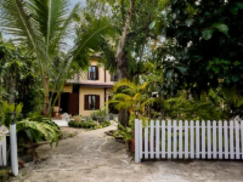 Villa Khoum Xieng Thong Boutique Hotels near Wat Xieng Thong