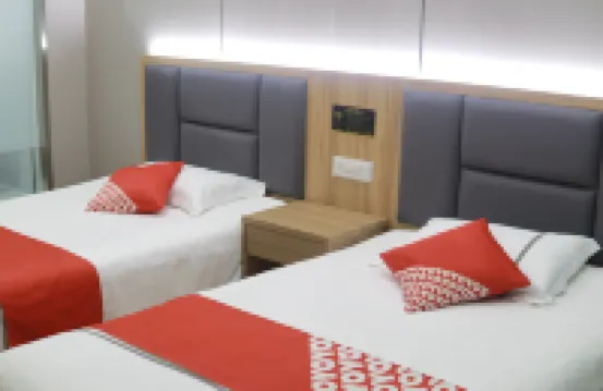 Dingyuan county dongzhixing business hotel