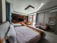 Zhangye Yinshan Small Structure Hotels in Zhangye