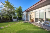 OwlStay Green Villa Hotels in 