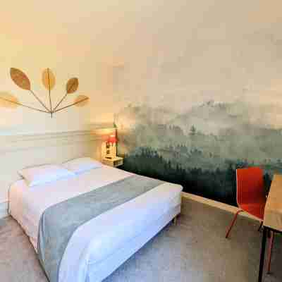 Logis Hôtel Château Corneille Rooms