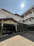 Vientiane Boutique Hotel Các khách sạn gần Saket
