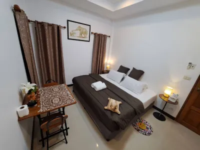 Bluepool Villa Pattaya Hotell i Bang Sare