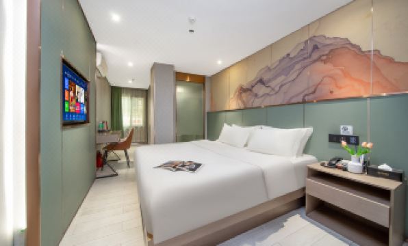 MeiYe Bohao Hotel (Guangzhou Dongxiaonan Subway Station，Sun Yat-sen Memorial Hospital South Campus)