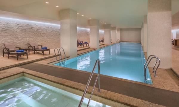 The Westin Xi’an（2-min walk to Unesco Wild Goose Pagoda & 15min to Shaanxi History Museum）