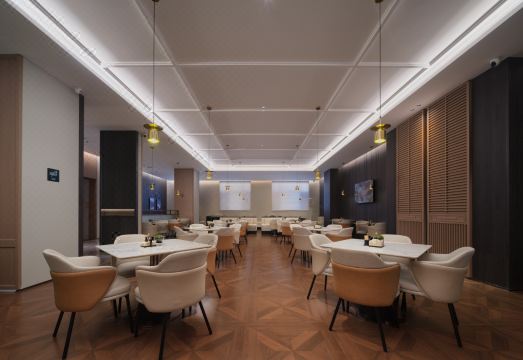 아투어 호텔 로비