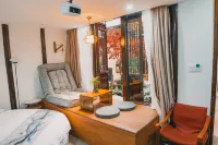 Zhouzhuang Yinlu Courtyard Riverside Garden Boutique Hotel