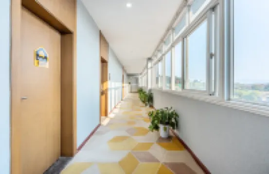 Xingchen Youth Homestay (Jinggangshan University Ji'an Railway Station Branch)