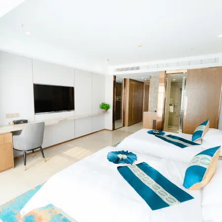 Jurong Crown Garden Hotel
