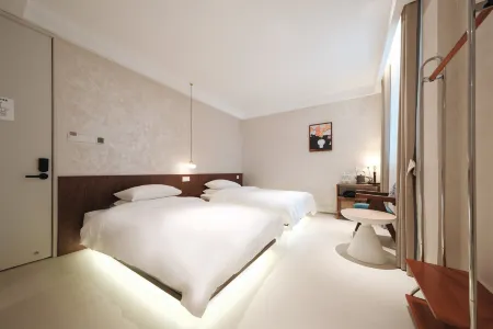 Shi HuanLight luxury healing vacation villa (Jianshui ancient city Wenchang store) Отели рядом с достопримечательностью «Ant Workshop Scenic Area»