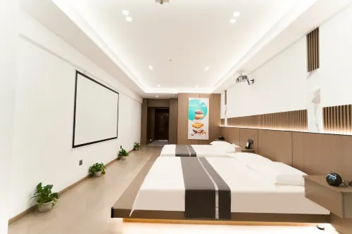 Jiafeng Homestay (Yanji Yanbian University Internet Red Wall West Market Store)
