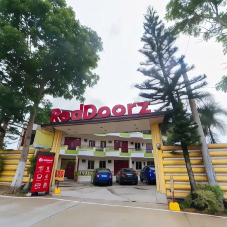 RedDoorz @ Tagaytay Road