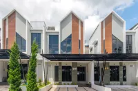 TwoSpaces Living at BSB Villa Maharaja, Malang Các khách sạn ở Batu Sub-District