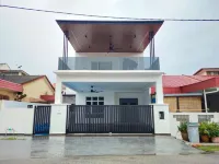 UjongPasir ModenHouse - Karaok/MsgChair/ArcadeGame