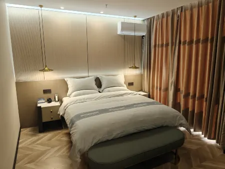 Dushi Garden Hotel (Ejin Horo Banner Guomao) Отели рядом с достопримечательностью «Ejin Horo Banner Prince's Mansion»