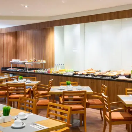 Hotel Port Feria Valencia Отели в г. Валенсия