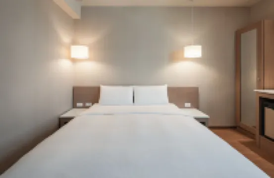 Kindness Hotel (Kaohsiung Station)