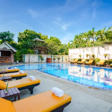 JP Villa Pattaya Отели рядом с достопримечательностью «Пляж Хатнаклуа»