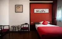 Jinbi Hall Hotel (Nanping Pedestrian Street Jinma Bijifang Branch) - balcony