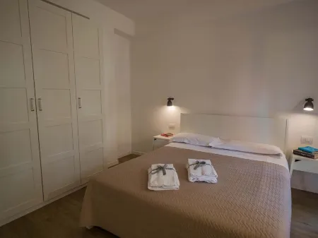 Il Giardino di Ada Ground Floor Studio with AC and Patio