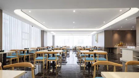 Lingshui Yicheng Hotel Отели в г. Линшуй