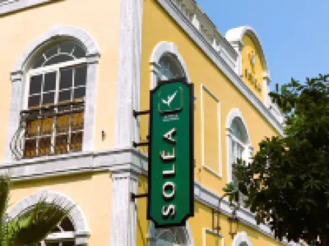 富國島日落鎮索萊亞酒店及服務式公寓 鄰近香島的酒店