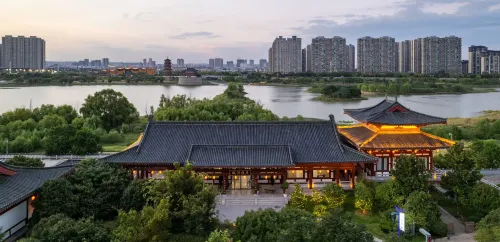 Meixi Hotel (Luoyang Luopu Park Luohe) - pet friendly