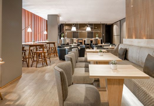 로그로뇨 호텔 객실 인테리어