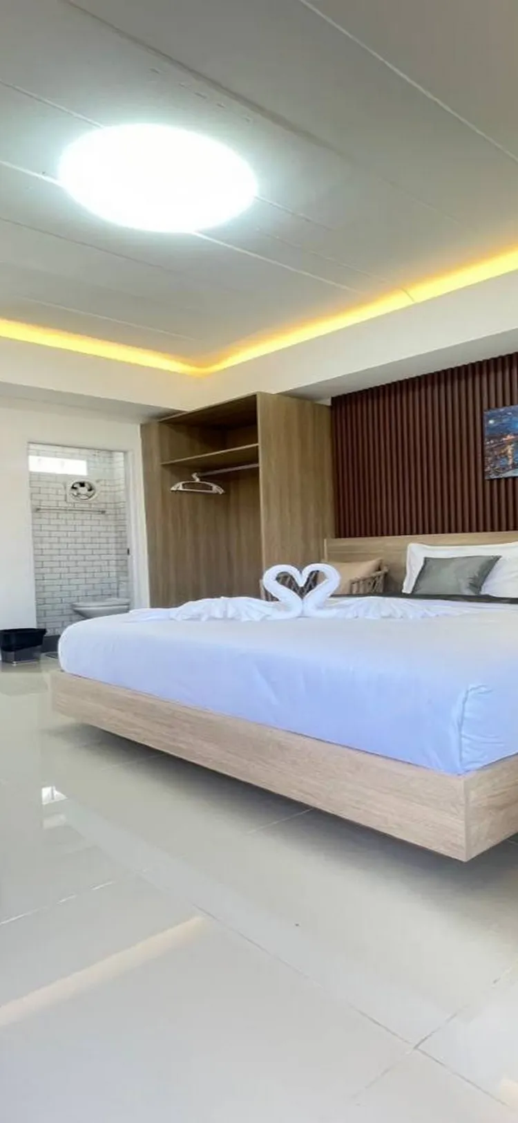 ห้องสแตนดาร์ด เตียงใหญ่ 1 เตียง