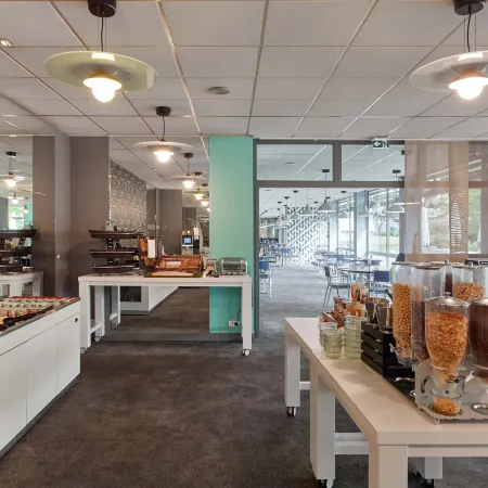 B&B Hotel Cergy Port 4 étoiles