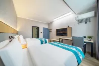 Ease Hotel (Xinchang Great Buddha Temple) Hotels in Shaoxing