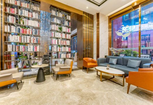 2. 샹장 시티 호텔..