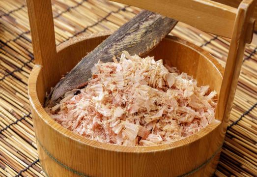 니시테쓰 인 고치 하리마야바시의 깨끗한 객실 내부