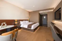 Homeinn Skyl'ne Cloud Hotel (Haiyang Taihua City Square)