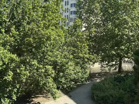 Phile Hotel (Wudadao Xiawafang Subway Station Branch) Отели рядом с достопримечательностью «Tianjin Art Museum»