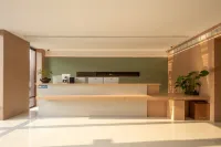 Xilin Business Travel Hotel