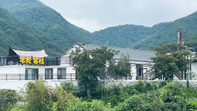 annual ring hotel